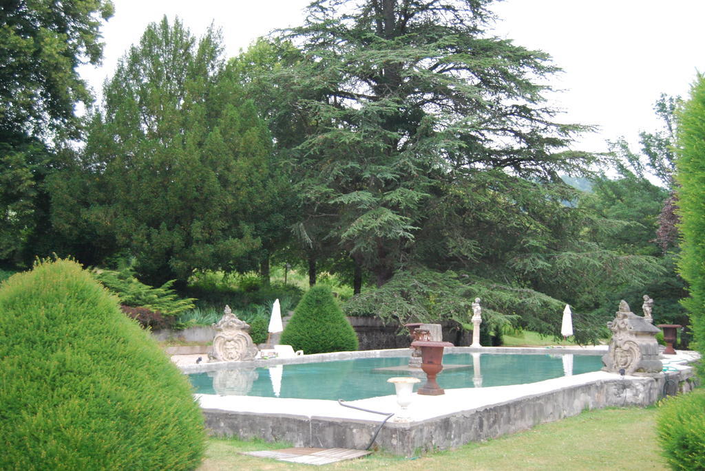 Chateau De Chantelauze Olliergues Εξωτερικό φωτογραφία